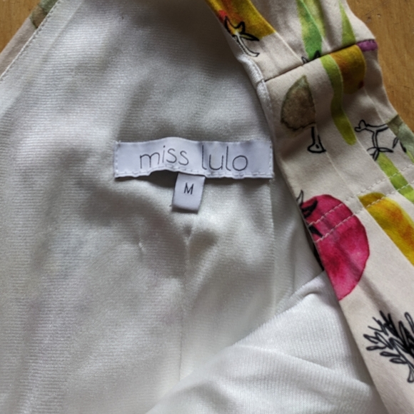 Dress, Miss Lulo Brand, White with various coloured vegetables, US size Medium - Picture 3 of 3